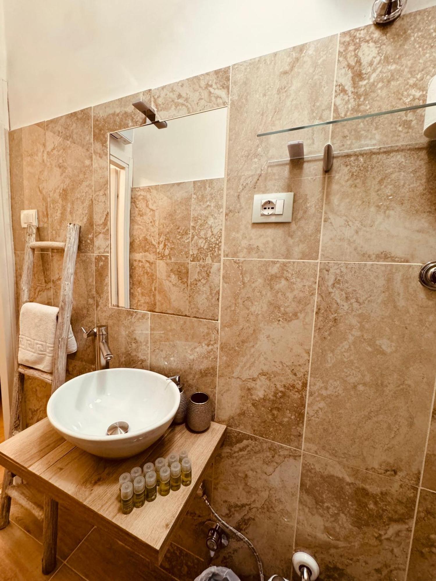Benco House Apartment โรม ภายนอก รูปภาพ